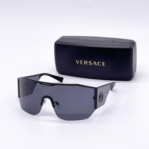 🔥 NEW VESACE WOMEN'S BLACK SHIELD SUNGLASSES - Picture 3 of 9